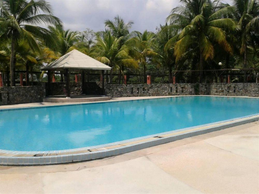 Pattaya Country Club & Resort Ban Pong  Extérieur photo