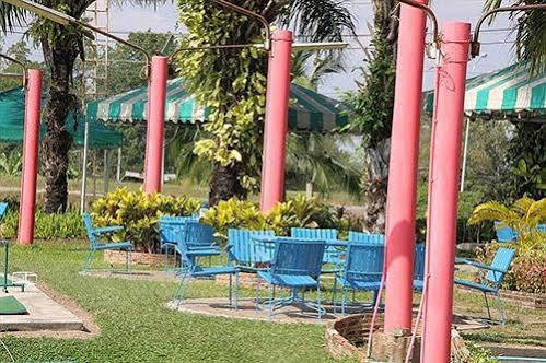 Pattaya Country Club & Resort Ban Pong  Extérieur photo