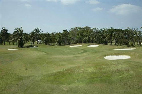 Pattaya Country Club & Resort Ban Pong  Extérieur photo