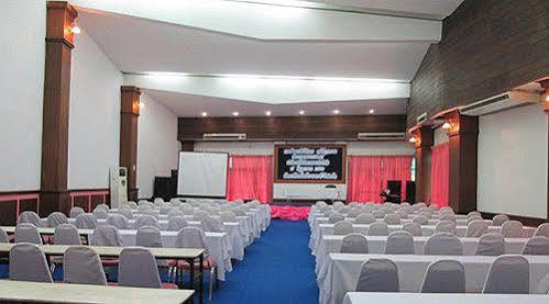Pattaya Country Club & Resort Ban Pong  Extérieur photo